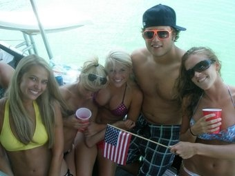 Illustration for article titled How Matthew Stafford Is Spending His Summer Vacation